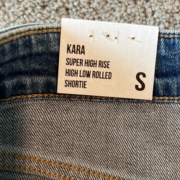 Ekattire high rise shorts - Picture 3 of 4